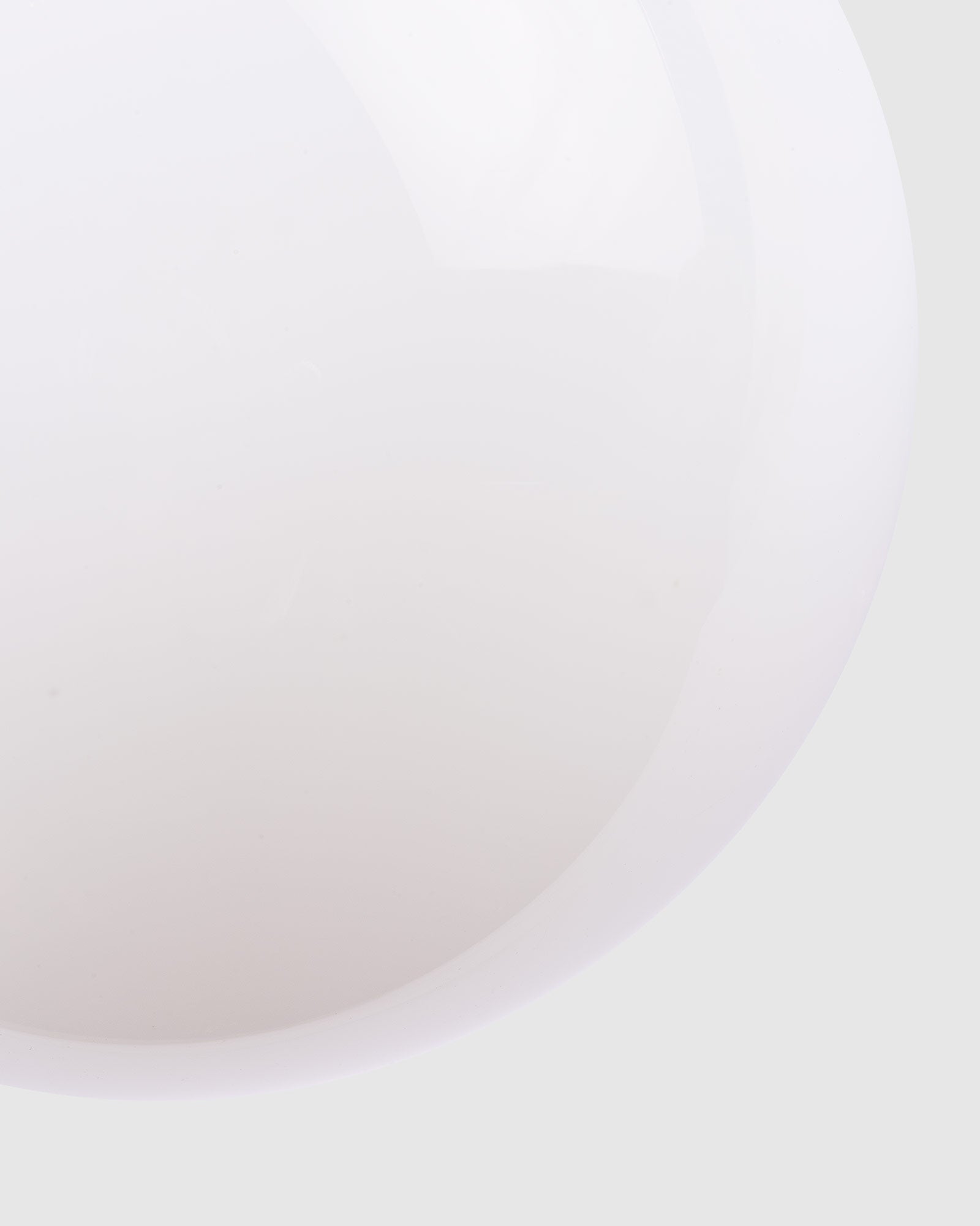 G100 Globe