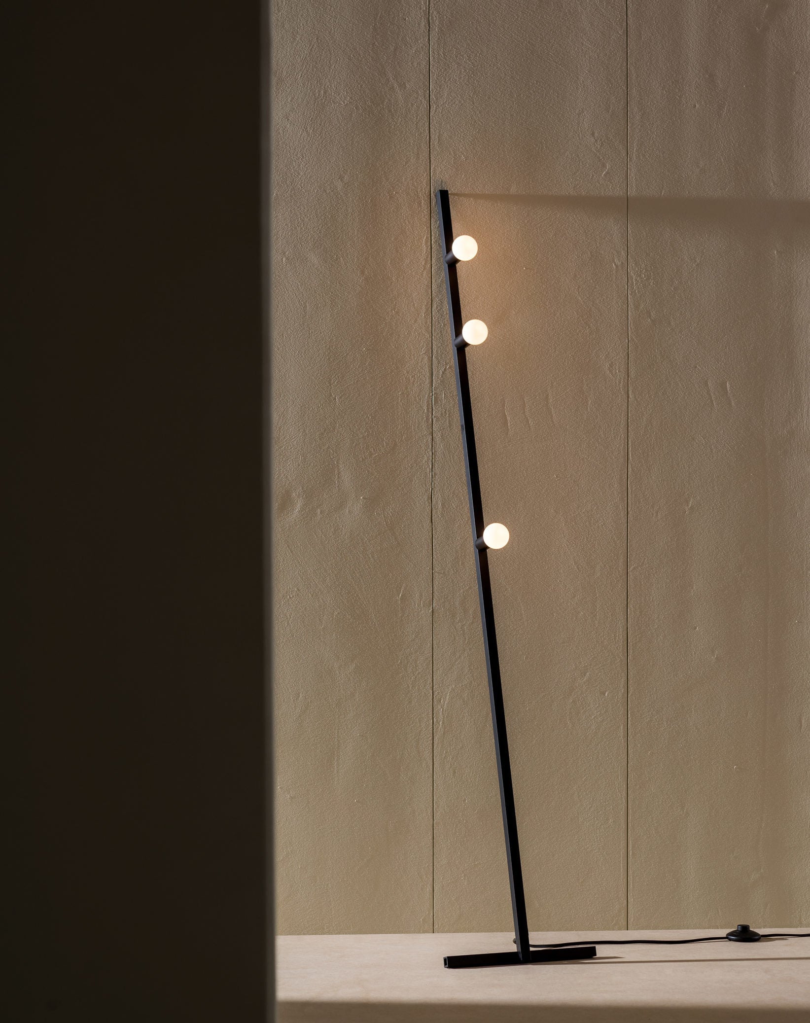 Cords - Vinyl Black